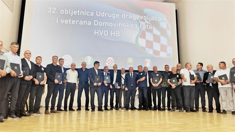 Ministar Medved u Posušju na obilježavanju 32. obljetnice Udruge dragovoljaca i veterana Domovinskog rata HVO-a Herceg-Bosne