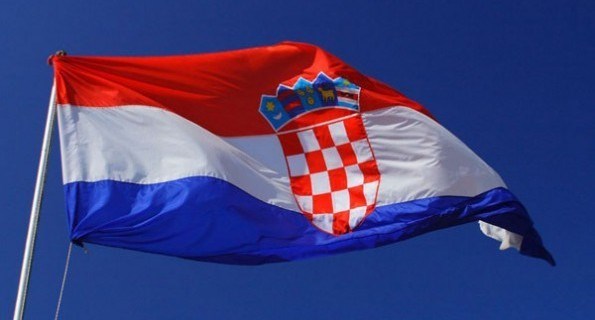 Slika /Arhiva/slike/hrvatska_zastava-595x320.jpg