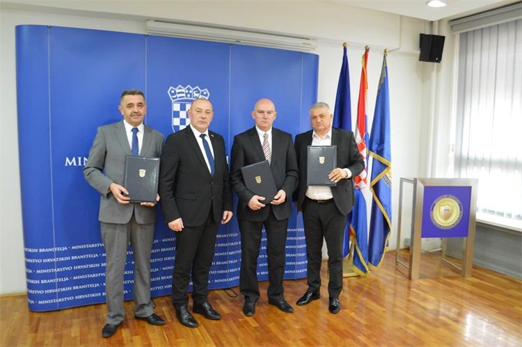 Slika /Dokumenti 2022/DSC_0133.JPG