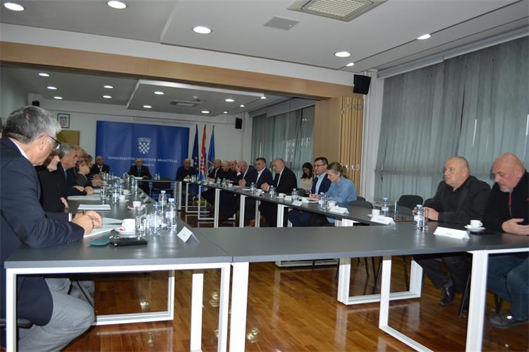 Slika /Dokumenti 2022/DSC_0947.JPG
