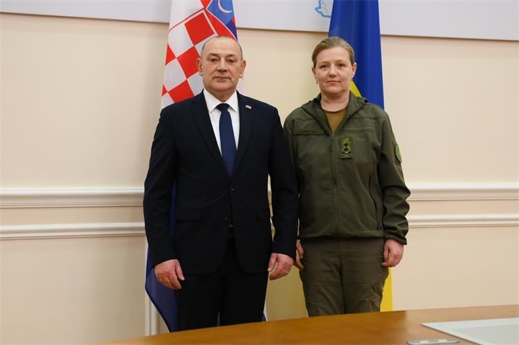 Slika /Dokumenti 2023/VRH_4740.jpg