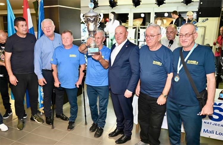 Slika /Foto 2025-5/MHB 11.10.2025.__0002.JPG